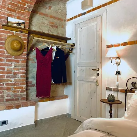 Cascina Viaris Penzion Pavarolo